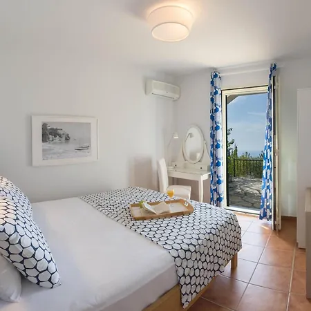 Agios Nikitas Nature Villa Komilion