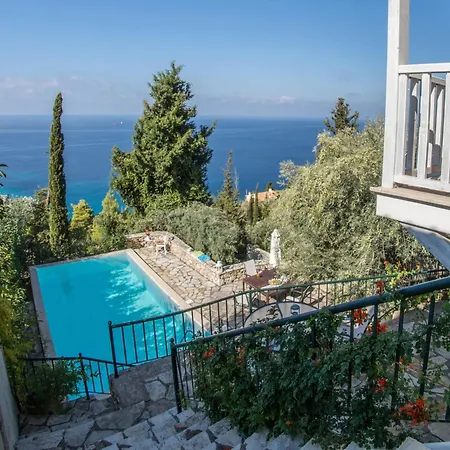 Agios Nikitas Nature Komilion