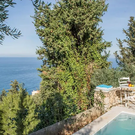 Agios Nikitas Nature Villa Komilion