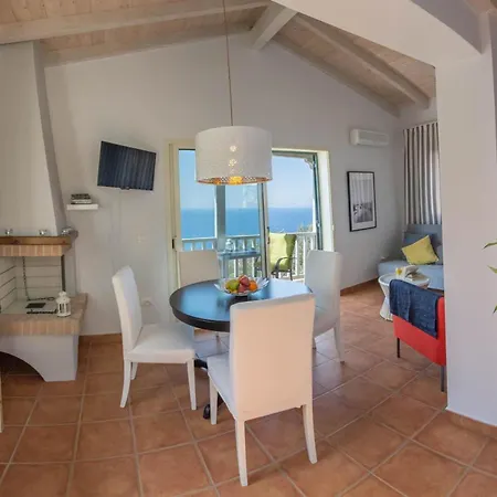 Agios Nikitas Nature Villa Komilion