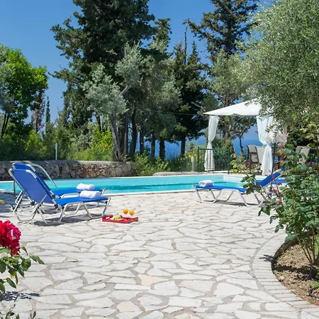 Villa Agios Nikitas Nature *