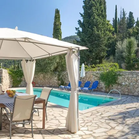 Villa Agios Nikitas Nature *